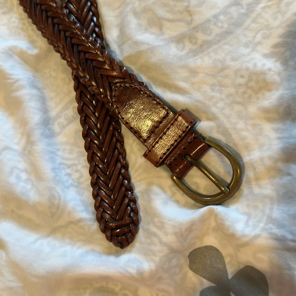 Stylish Brown Braided Leather Belt